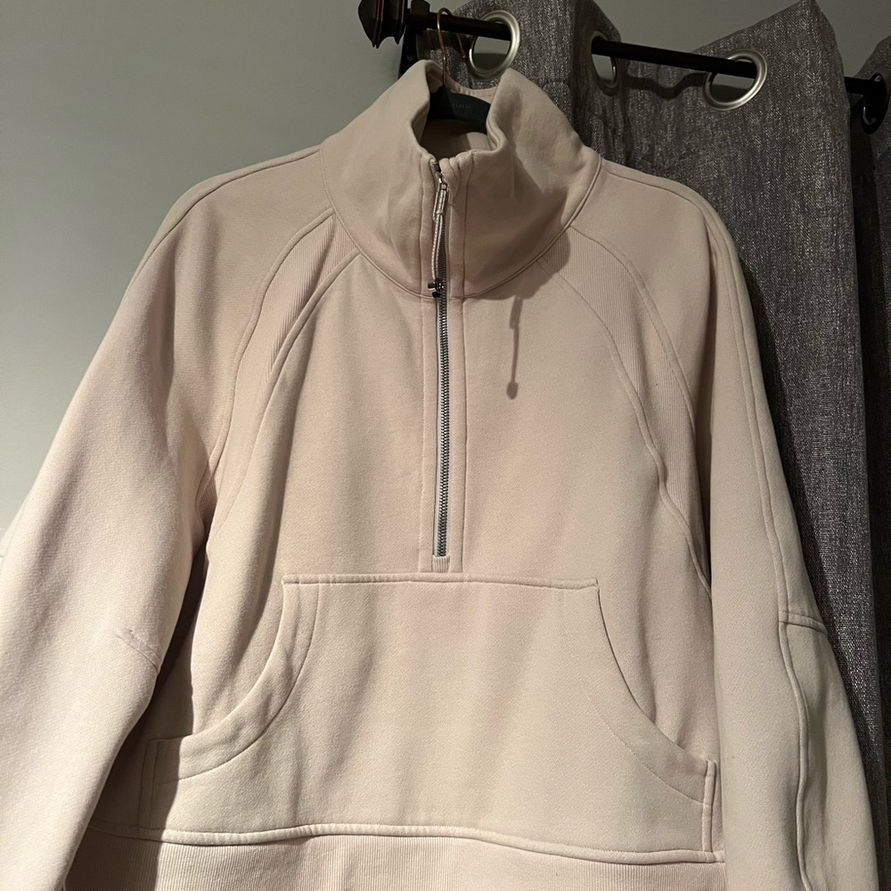 Lululemon funnel neck scuba